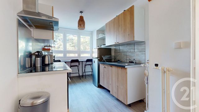 Appartement F3 à louer - 3 pièces - 46.92 m2 - ST HERBLAIN - 44 - PAYS-DE-LOIRE - Century 21 Longchamp