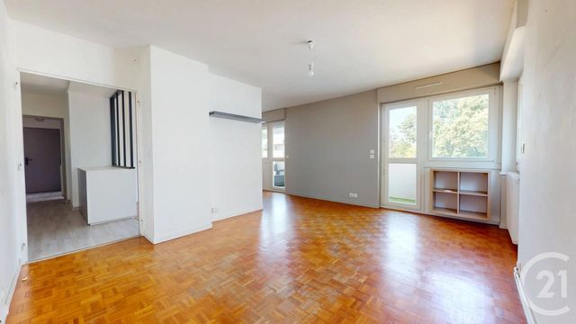 Appartement F4 à louer - 4 pièces - 100.0 m2 - ST HERBLAIN - 44 - PAYS-DE-LOIRE - Century 21 Longchamp