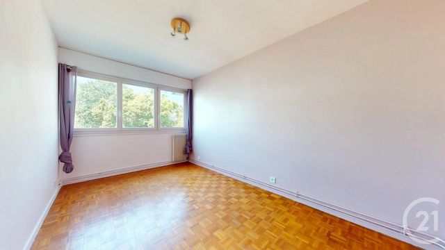 Appartement F4 à louer - 4 pièces - 100.0 m2 - ST HERBLAIN - 44 - PAYS-DE-LOIRE - Century 21 Longchamp