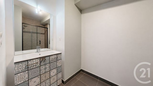 Appartement F3 à louer - 3 pièces - 58.6 m2 - NANTES - 44 - PAYS-DE-LOIRE - Century 21 Longchamp