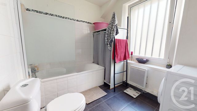 maison à louer - 5 pièces - 98.95 m2 - GRANDCHAMPS DES FONTAINES - 44 - PAYS-DE-LOIRE - Century 21 Longchamp