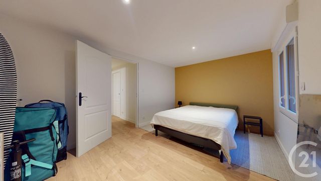 maison à vendre - 8 pièces - 223.16 m2 - ST HERBLAIN - 44 - PAYS-DE-LOIRE - Century 21 Longchamp