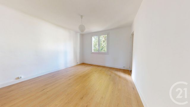 Appartement F4 à vendre - 4 pièces - 75.44 m2 - ST HERBLAIN - 44 - PAYS-DE-LOIRE - Century 21 Longchamp