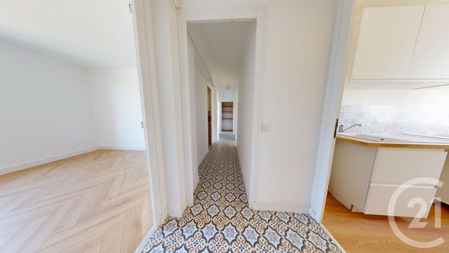 Appartement F4 à vendre - 4 pièces - 75.44 m2 - ST HERBLAIN - 44 - PAYS-DE-LOIRE - Century 21 Longchamp