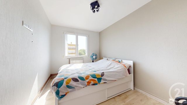Appartement F4 à vendre - 4 pièces - 75.24 m2 - ST HERBLAIN - 44 - PAYS-DE-LOIRE - Century 21 Longchamp