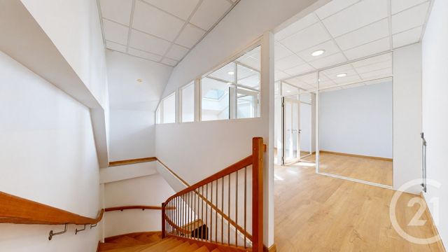 Appartement Local à louer - 2 pièces - 110.0 m2 - NANTES - 44 - PAYS-DE-LOIRE - Century 21 Longchamp