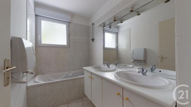 Appartement F3 à vendre - 3 pièces - 67.74 m2 - NANTES - 44 - PAYS-DE-LOIRE - Century 21 Longchamp