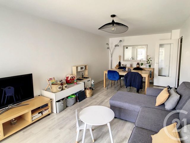 Appartement F3 à louer - 3 pièces - 68.52 m2 - NANTES - 44 - PAYS-DE-LOIRE - Century 21 Longchamp