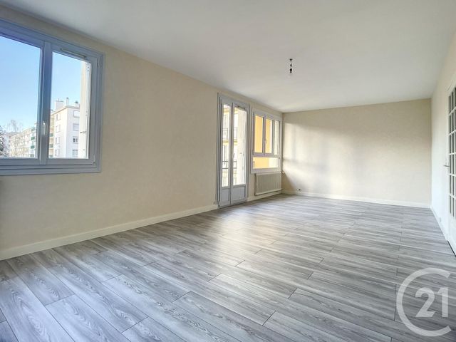 Appartement F4 à louer - 4 pièces - 72.0 m2 - NANTES - 44 - PAYS-DE-LOIRE - Century 21 Longchamp