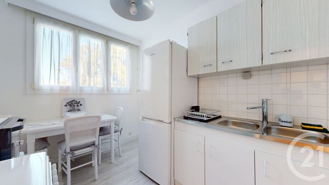 Appartement F5 à vendre - 5 pièces - 87.0 m2 - NANTES - 44 - PAYS-DE-LOIRE - Century 21 Nao Immo