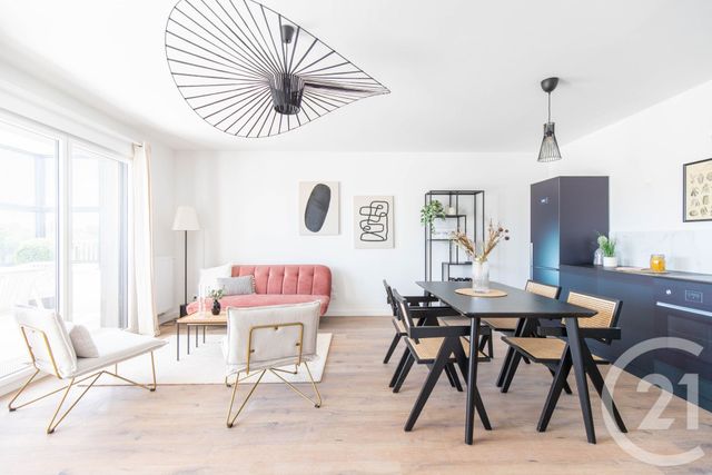Appartement F3 à vendre - 3 pièces - 67.18 m2 - ST HERBLAIN - 44 - PAYS-DE-LOIRE - Century 21 Longchamp