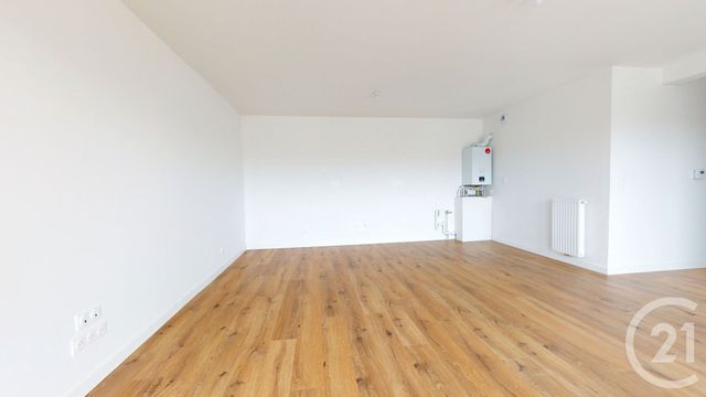 Appartement F3 à vendre - 3 pièces - 67.18 m2 - ST HERBLAIN - 44 - PAYS-DE-LOIRE - Century 21 Longchamp