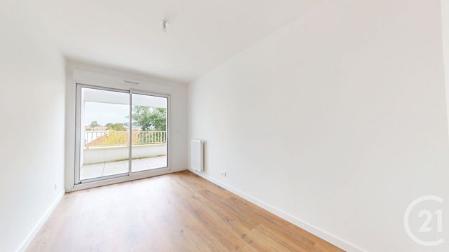 Appartement F5 à vendre - 5 pièces - 108.61 m2 - ST HERBLAIN - 44 - PAYS-DE-LOIRE - Century 21 Longchamp
