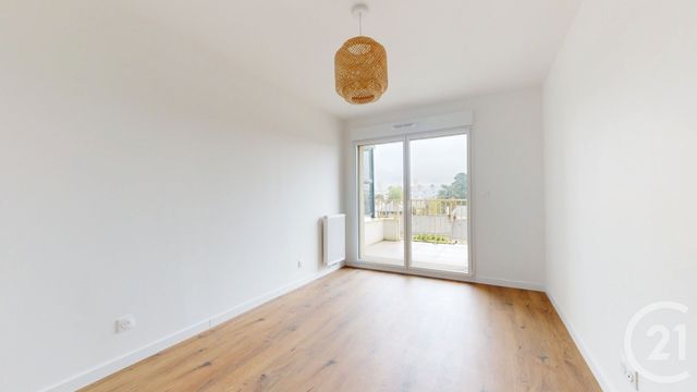 Appartement F5 à vendre - 5 pièces - 108.61 m2 - ST HERBLAIN - 44 - PAYS-DE-LOIRE - Century 21 Longchamp