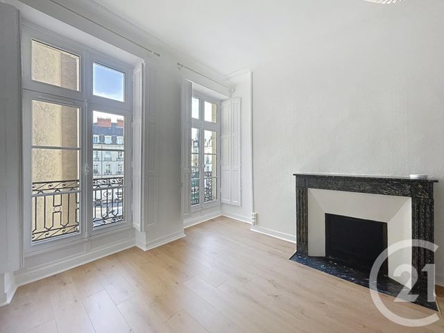 Appartement F2 à louer - 2 pièces - 57.0 m2 - NANTES - 44 - PAYS-DE-LOIRE - Century 21 Longchamp