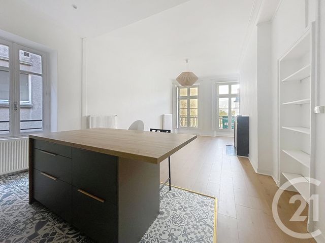 Appartement F2 à louer - 2 pièces - 57.0 m2 - NANTES - 44 - PAYS-DE-LOIRE - Century 21 Longchamp