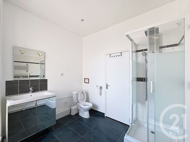 Appartement F2 bis à louer - 2 pièces - 63.93 m2 - NANTES - 44 - PAYS-DE-LOIRE - Century 21 Longchamp