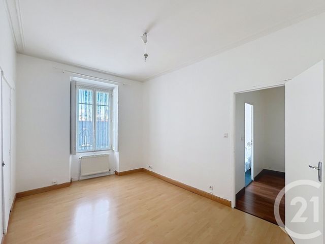 Appartement F2 bis à louer - 2 pièces - 63.93 m2 - NANTES - 44 - PAYS-DE-LOIRE - Century 21 Longchamp