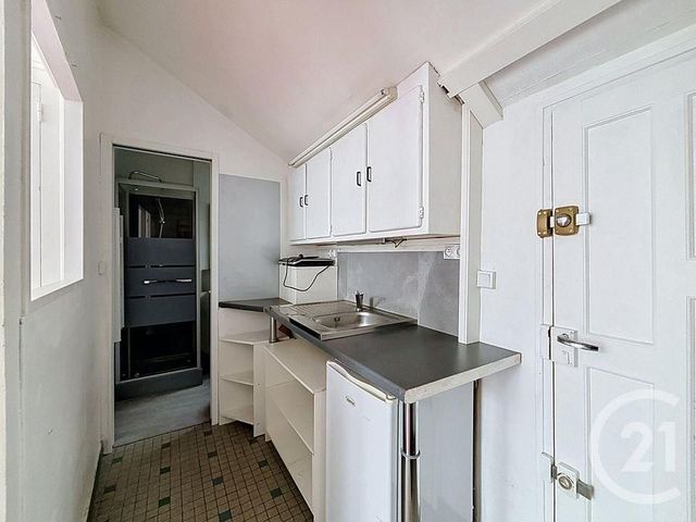 Appartement T2 à louer - 2 pièces - 23.01 m2 - NANTES - 44 - PAYS-DE-LOIRE - Century 21 Longchamp